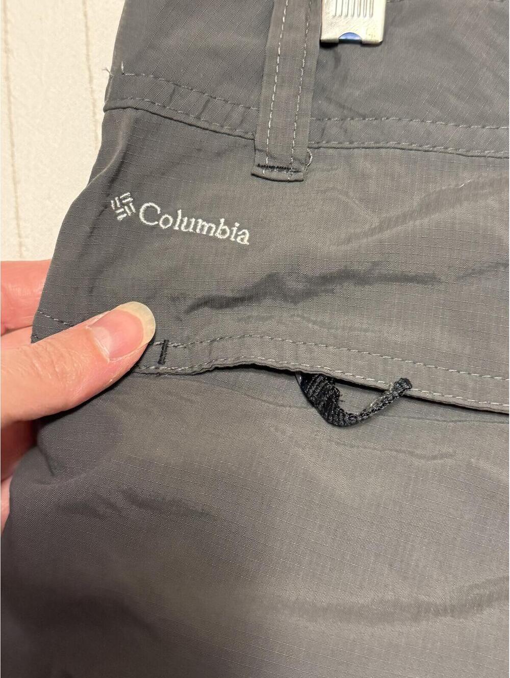 Columbia Gray Omni-Shade Cargo Shorts Women's Size 10 GUC - Picture 4 of 8